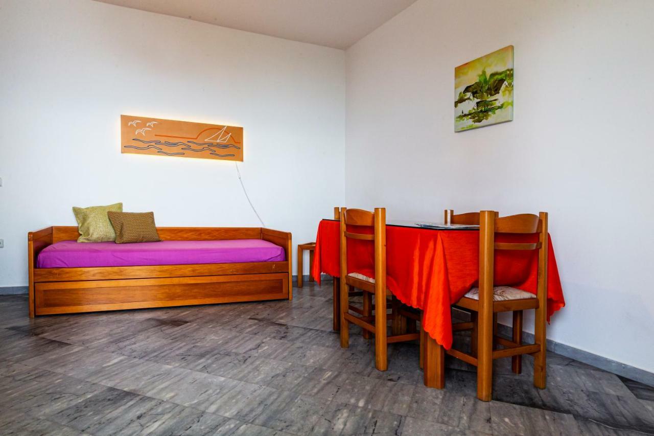 Iris Apartments Chrani Eksteriør billede